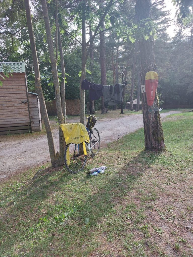 Campement du camping de Seez