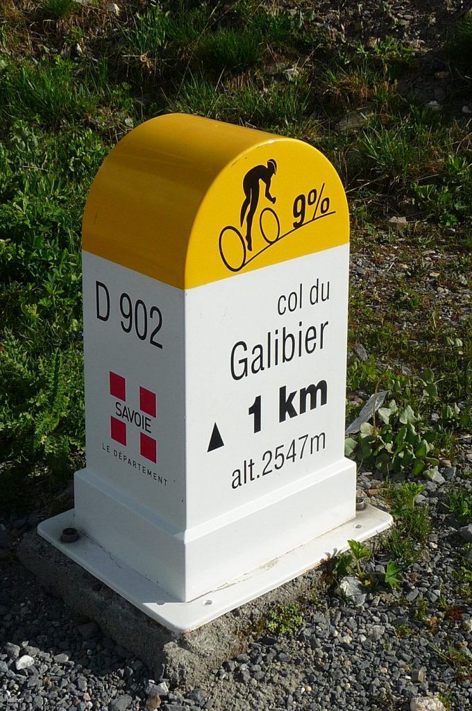 Borne dernier km col du Galibier