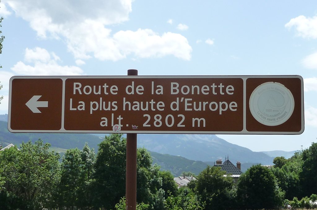 Panneau touristique - plus haute route d'Europe